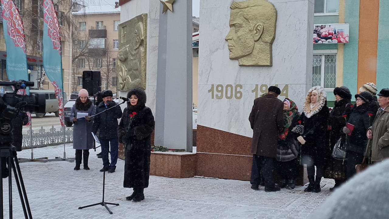 Управление образования Альметьевского муниципального района Республики  Татарстан / Әлмәт муниципаль районы мәгариф идарәсе